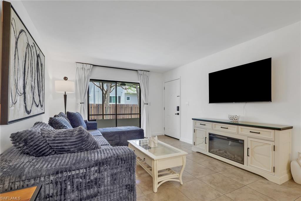 5307 Summerlin RD 708
