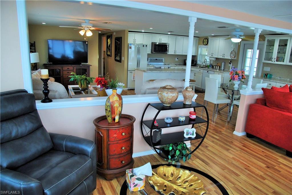 SIX LAKES COUNTRY CLUB - Residential