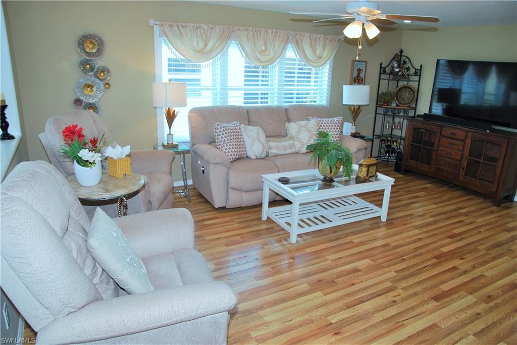 SIX LAKES COUNTRY CLUB - Residential