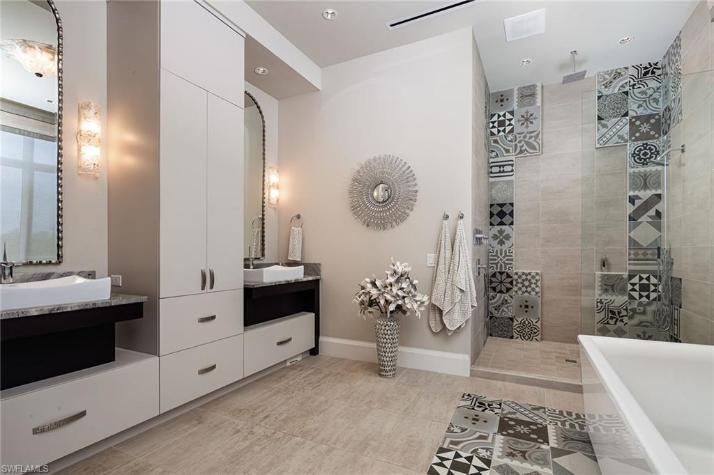 BONITA BEACH - Residential