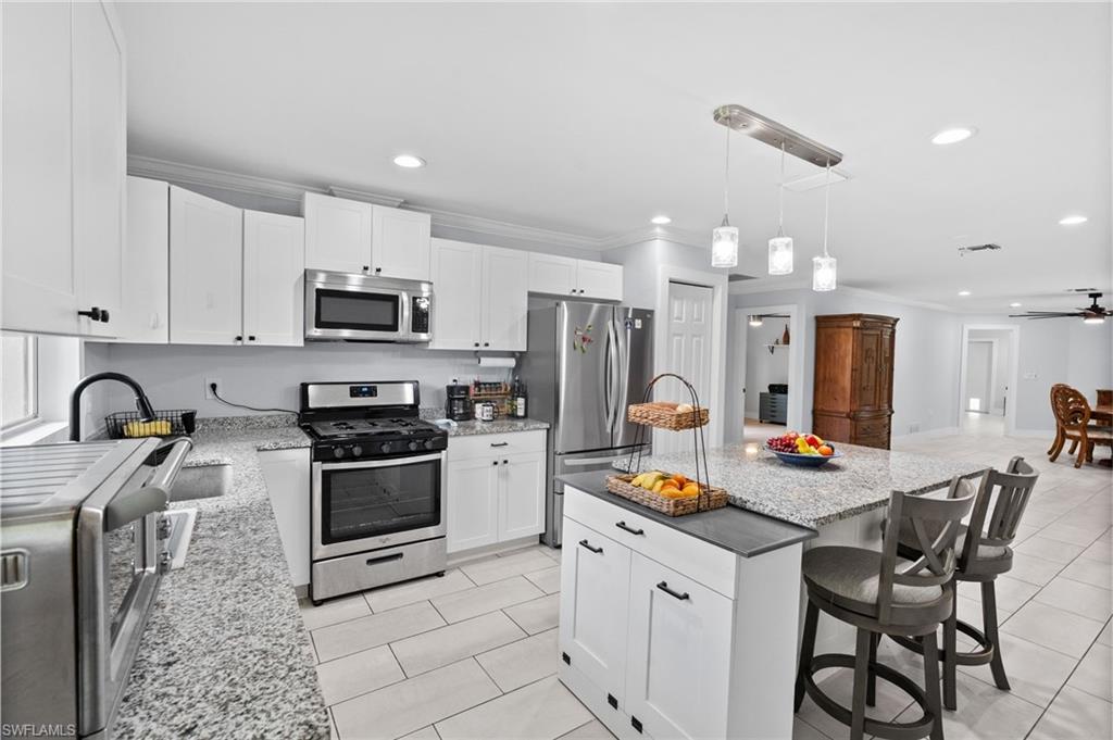 GOLDEN GATE ESTATES - Residential