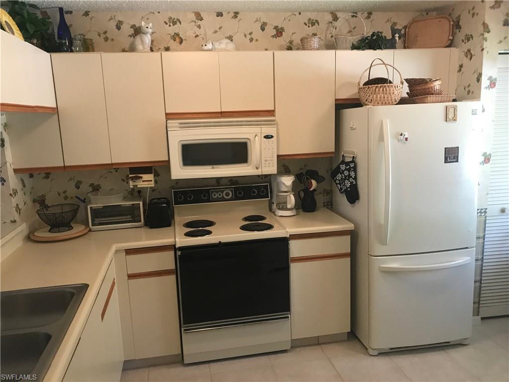 WOODMERE LAKE CLUB - Residential