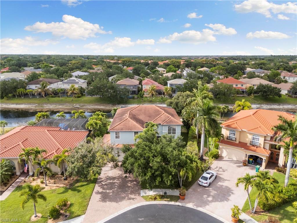 LAUREL LAKES - Residential