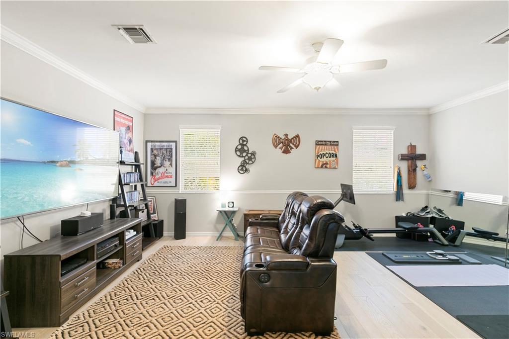 LAUREL LAKES - Residential