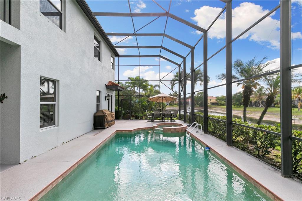 LAUREL LAKES - Residential