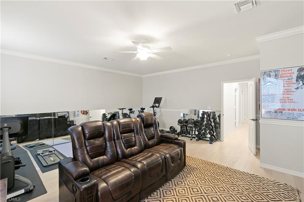 LAUREL LAKES - Residential