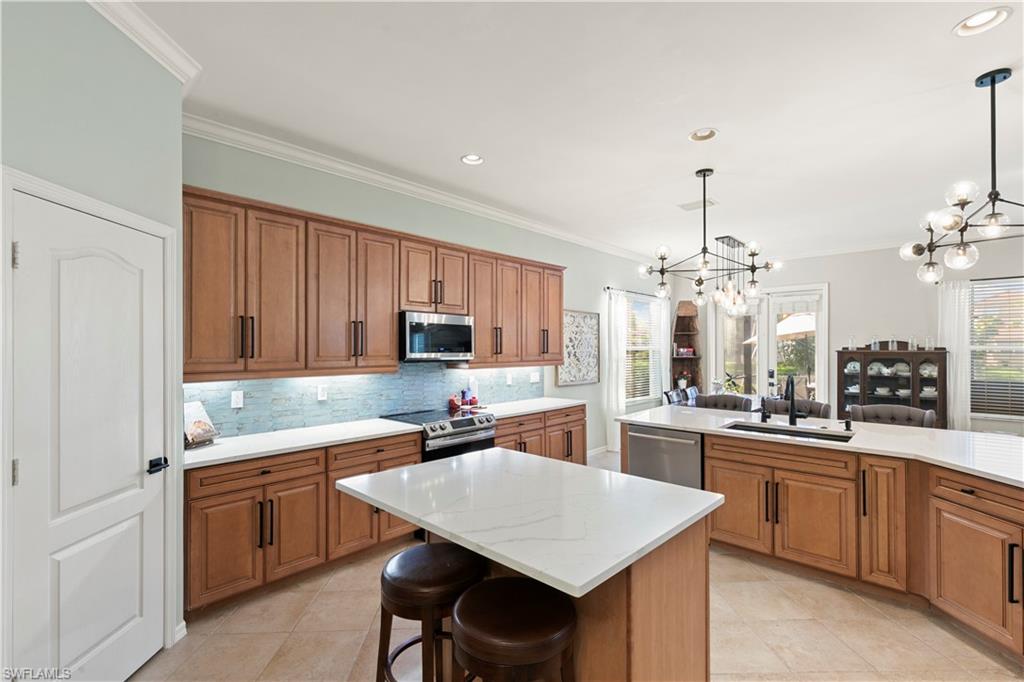 LAUREL LAKES - Residential