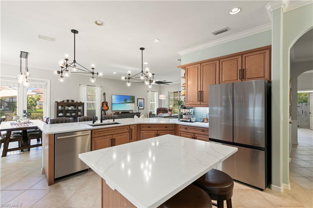 LAUREL LAKES - Residential