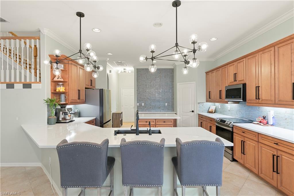 LAUREL LAKES - Residential
