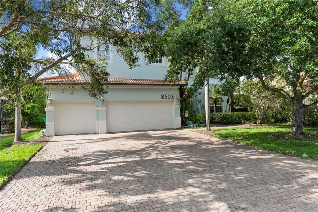 LAUREL LAKES - Residential
