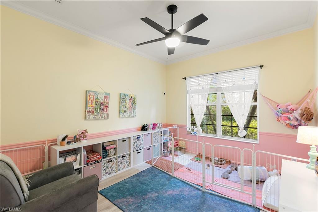 LAUREL LAKES - Residential