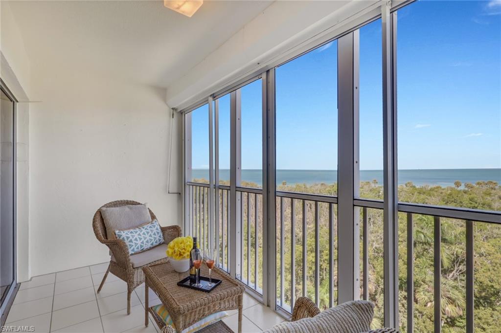 VANDERBILT TOWERS - Residential