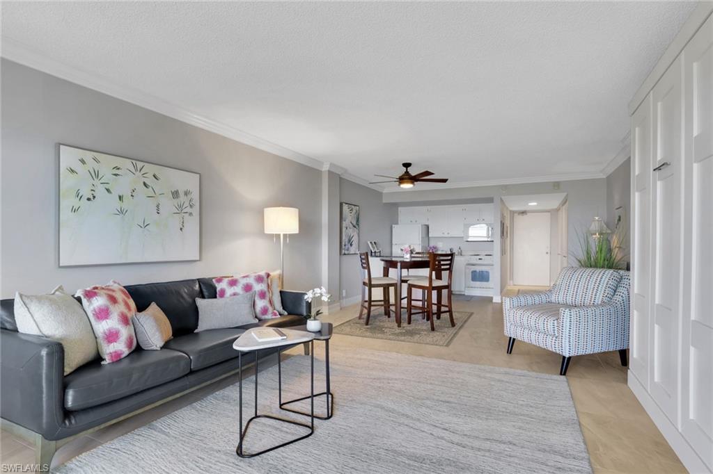 VANDERBILT TOWERS - Residential