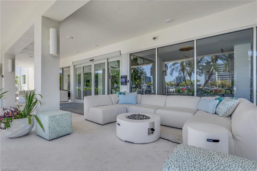 VANDERBILT TOWERS - Residential