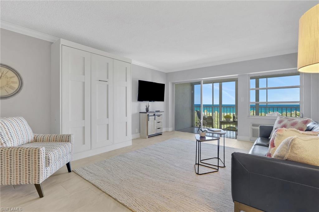 VANDERBILT TOWERS - Residential