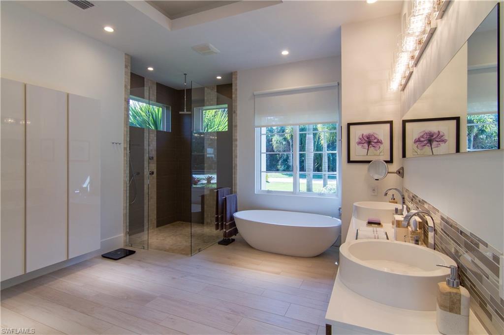 QUAIL WEST - Residential