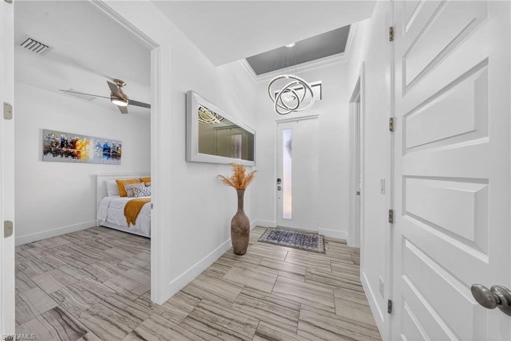 4634 Catalina LN