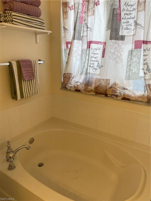 BAYSHORE COMMONS - Residential