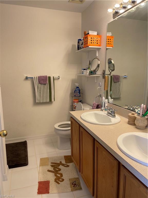 BAYSHORE COMMONS - Residential