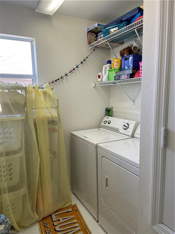 BAYSHORE COMMONS - Residential