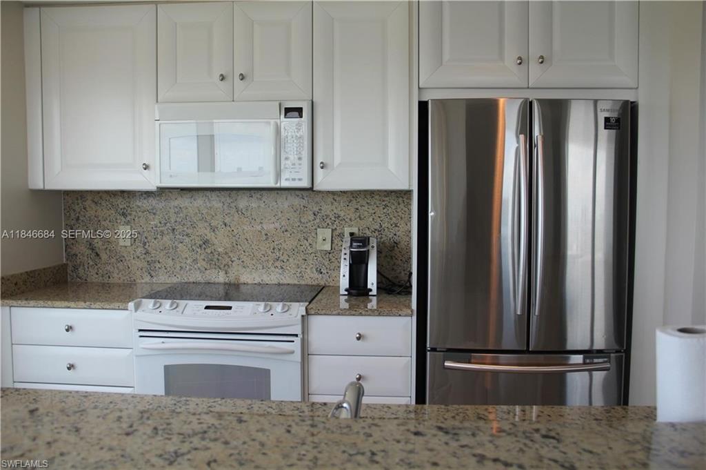 COLLINS - Residential