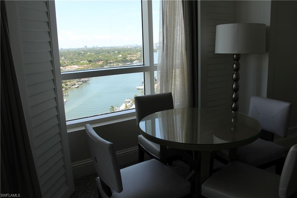 COLLINS - Residential