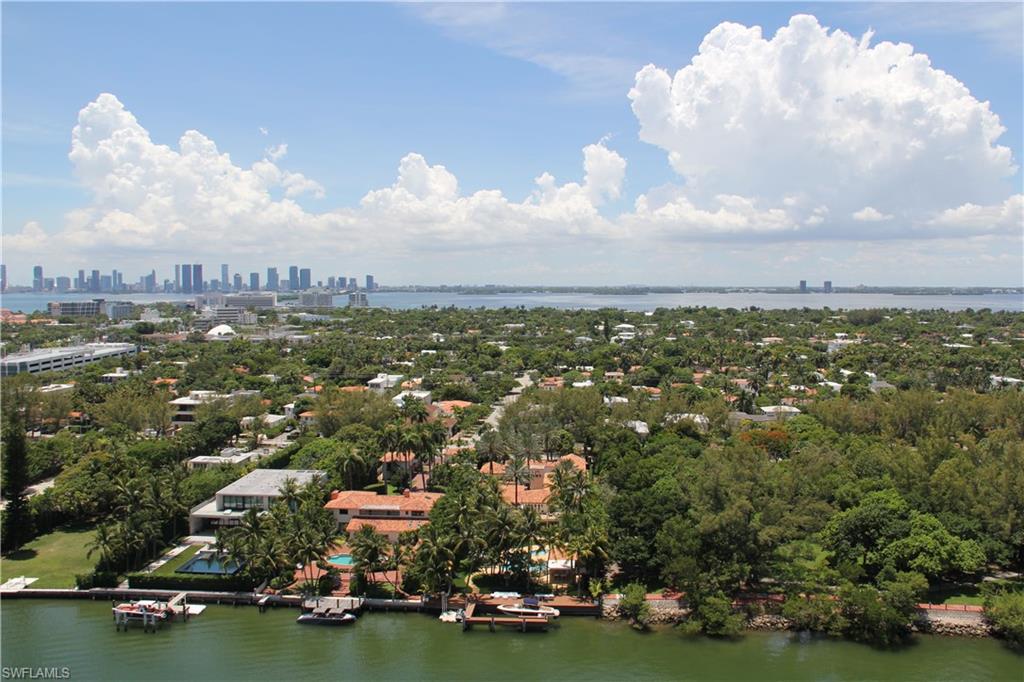 COLLINS - Residential