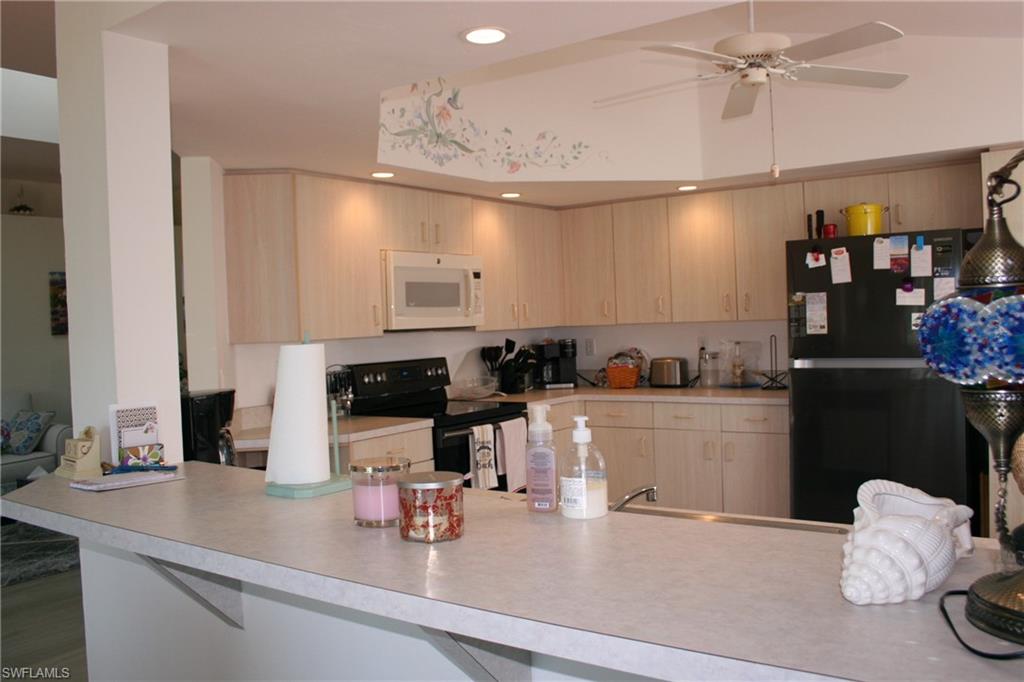 DEL VERA COUNTRY CLUB - Residential Lease