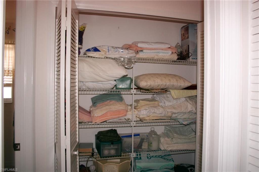 DEL VERA COUNTRY CLUB - Residential Lease