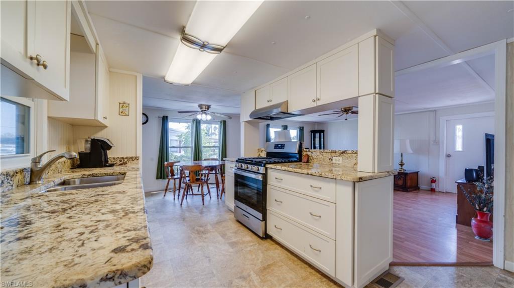 FLAMINGO BAY - Residential