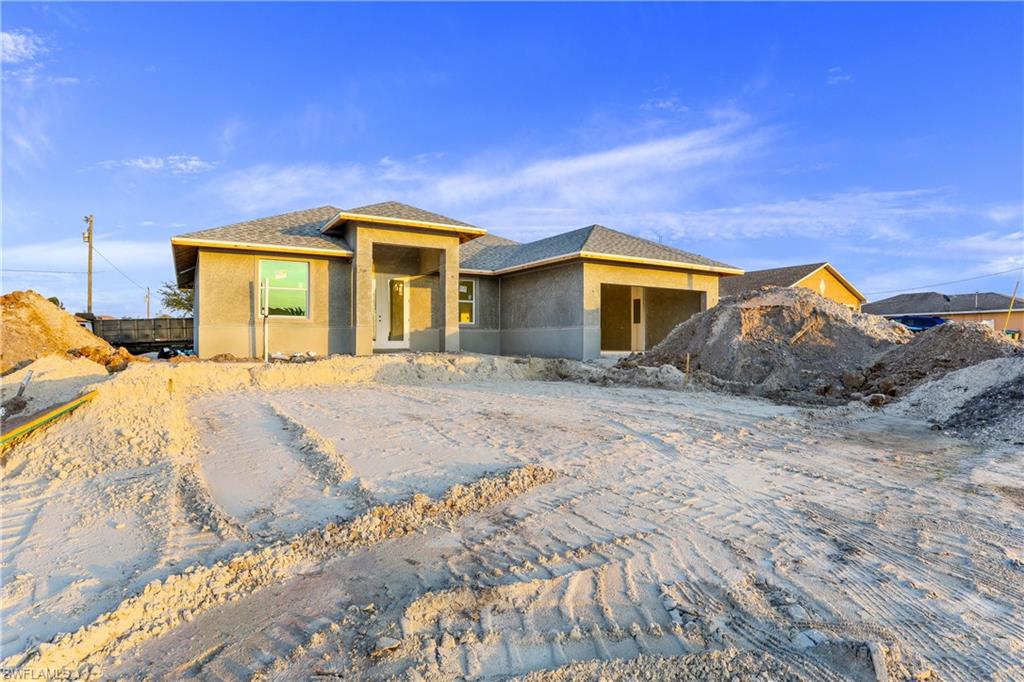 CAPE CORAL - Residential