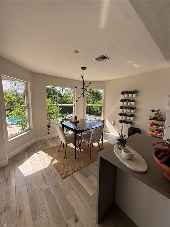 SAN CARLOS PARK - Residential