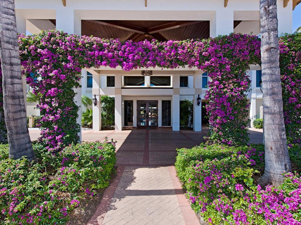 HIDEAWAY BEACH - Land