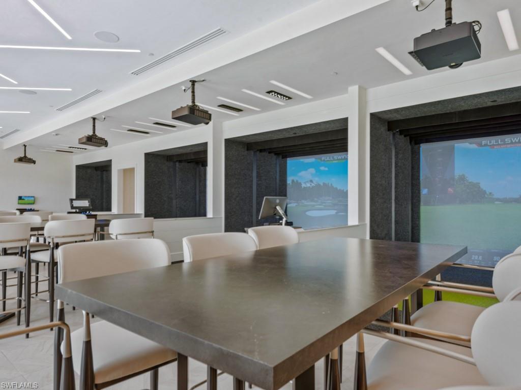 HIDEAWAY BEACH - Land