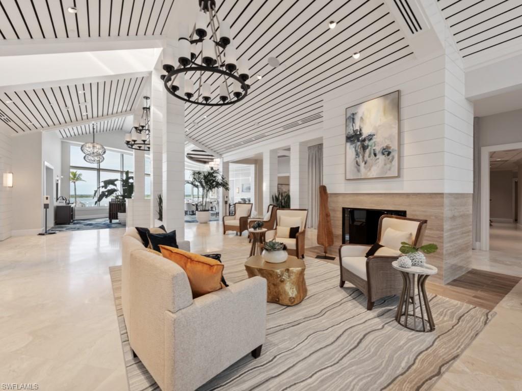 HIDEAWAY BEACH - Land