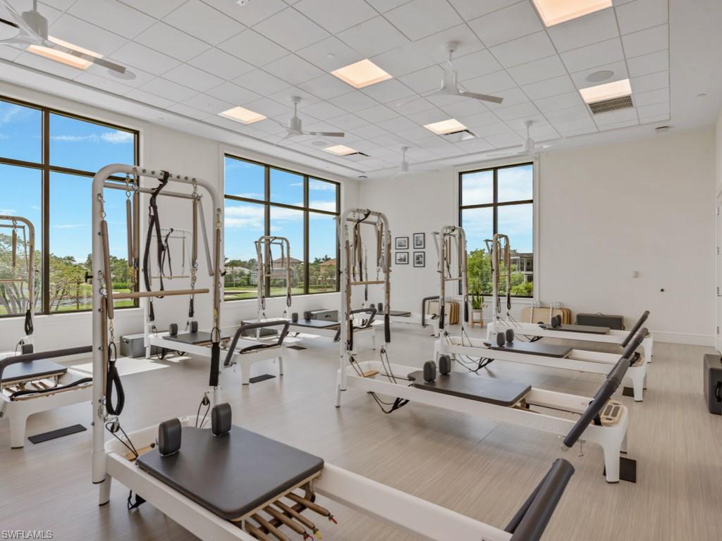 HIDEAWAY BEACH - Land