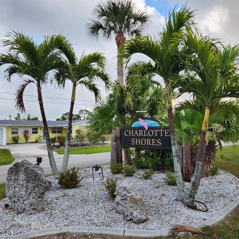 CHARLOTTE SHORES - Residential Lease