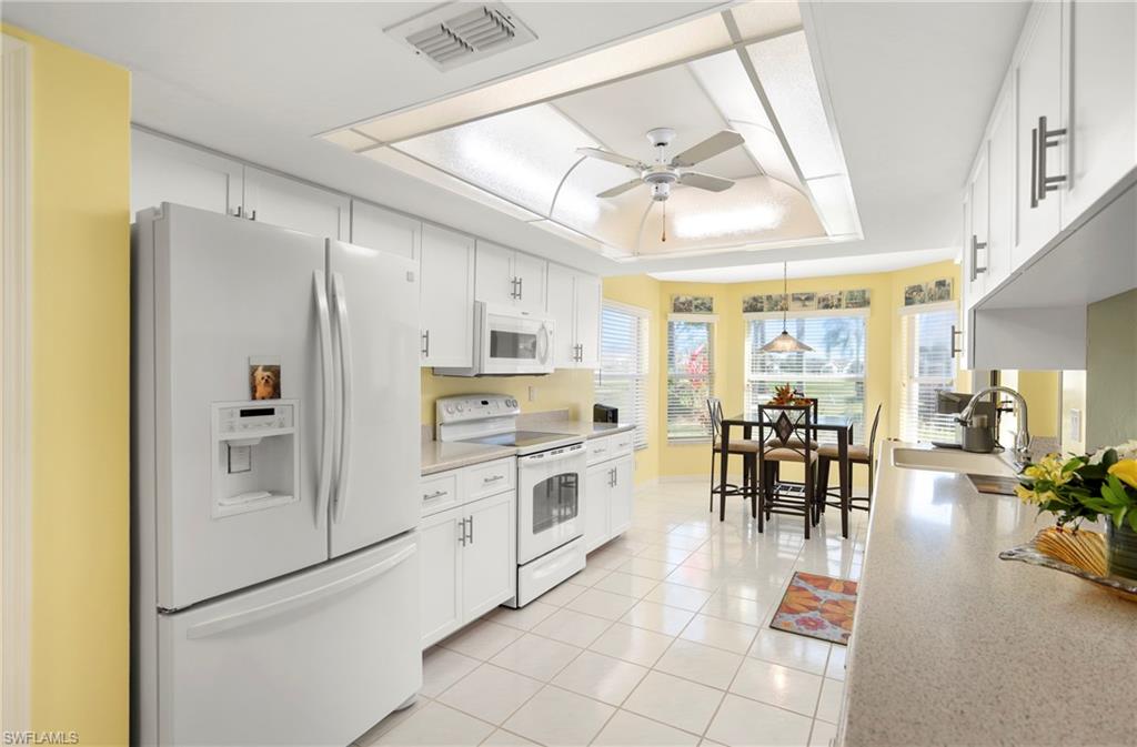 SABAL SPRINGS GOLF AND RACQUET CLUB - Residential