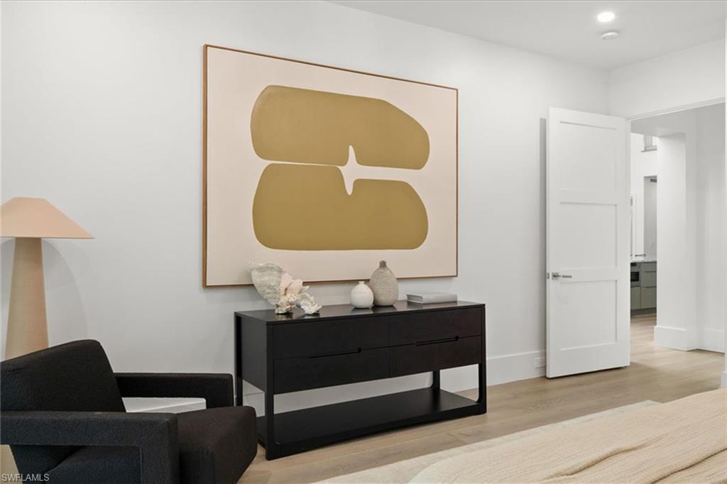 NAPLES PARK - Residential