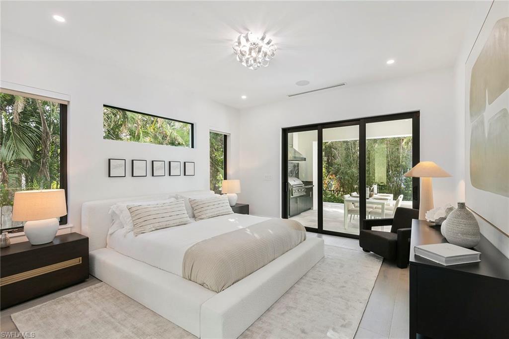 NAPLES PARK - Residential