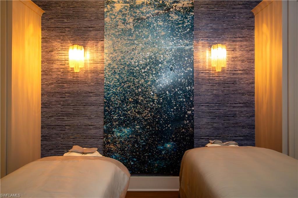 HARBOR LAKES - Residential