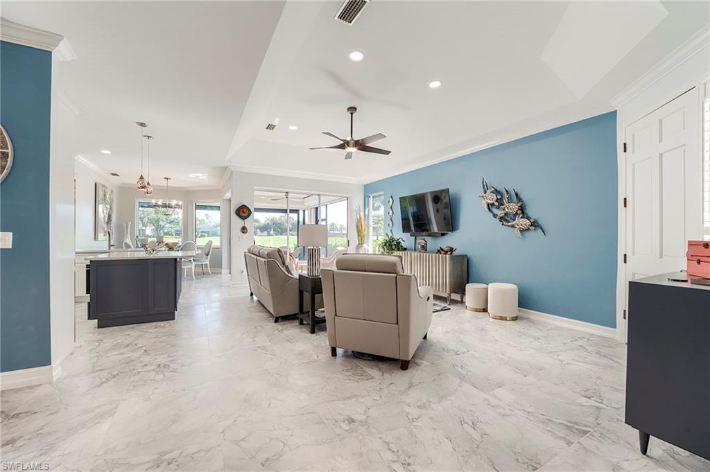 8535 Fairway Bend DR
