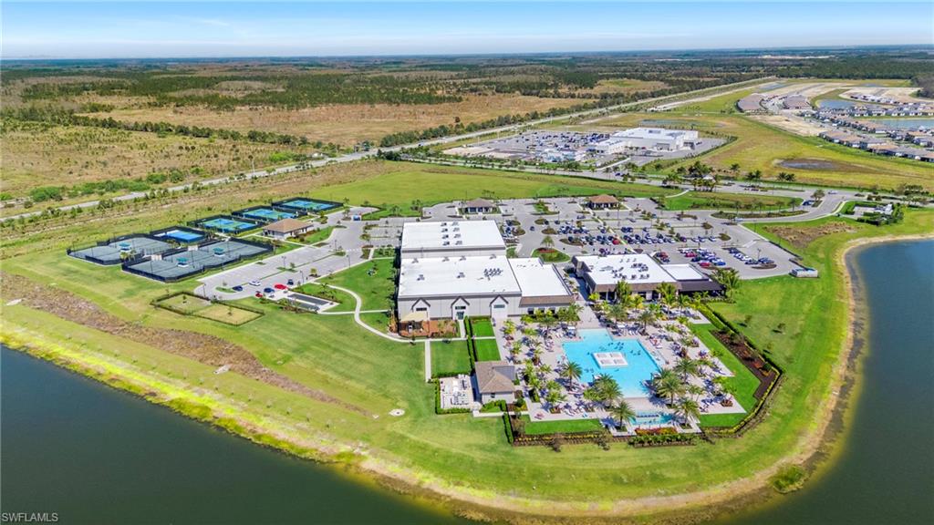 VERDANA VILLAGE - Residential