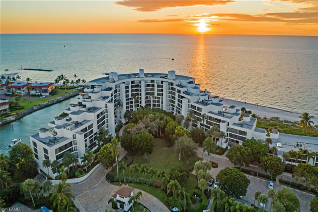 2310 Gulf Shore BLVD N 112