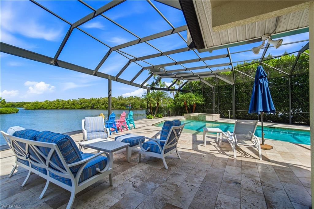 IMPERIAL SHORES - Residential