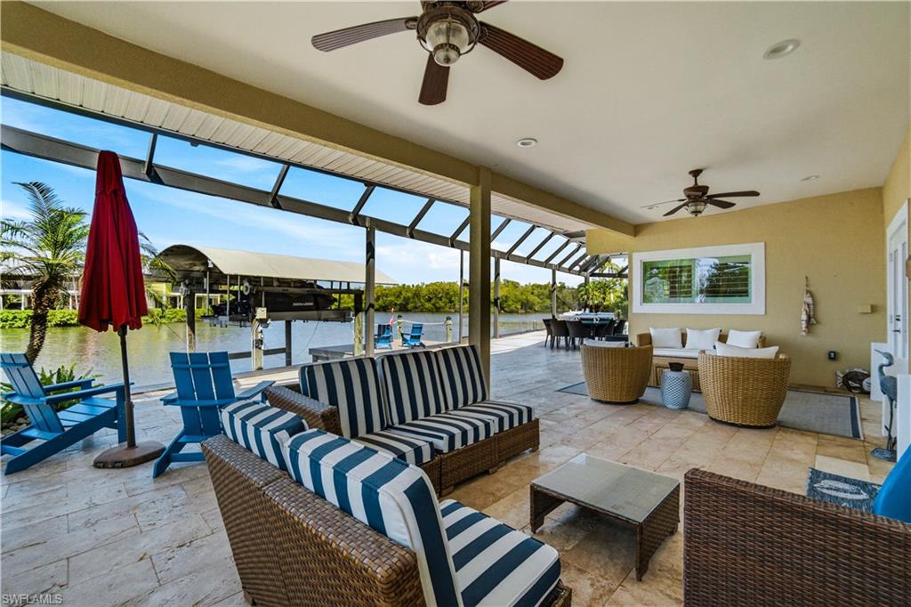 IMPERIAL SHORES - Residential