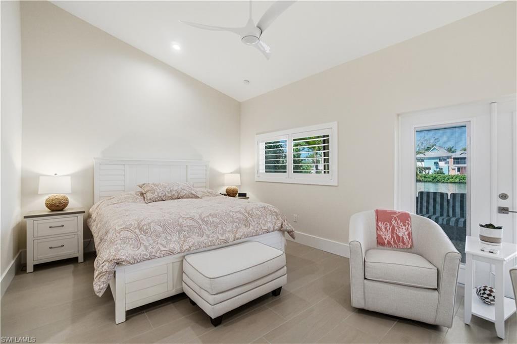 IMPERIAL SHORES - Residential