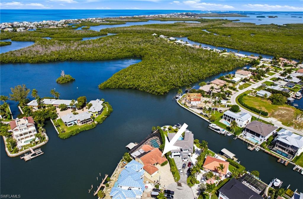 IMPERIAL SHORES - Residential