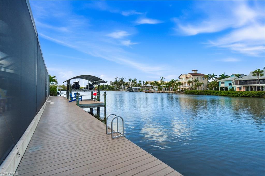 IMPERIAL SHORES - Residential