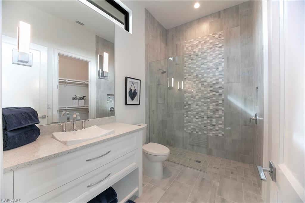 PINE RIDGE - Residential